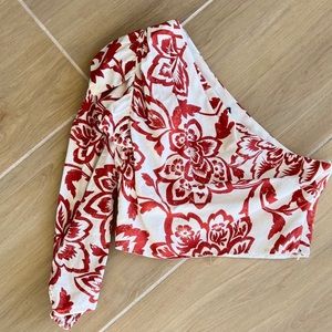 HELP! Zara Poplin crop top LOOKING FOR THIS TOP IN LARGE OR EX LARGE.